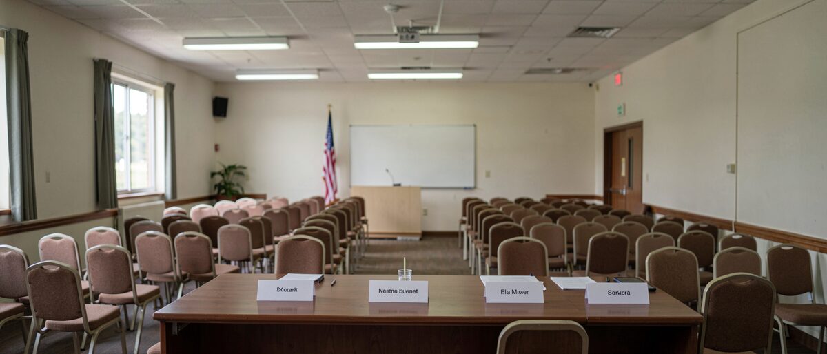 The site beside the subject: The governance of a small breed club: agendas, committees, show chairs, and how a monthly meeting quietly assembles a specialty weekend.
